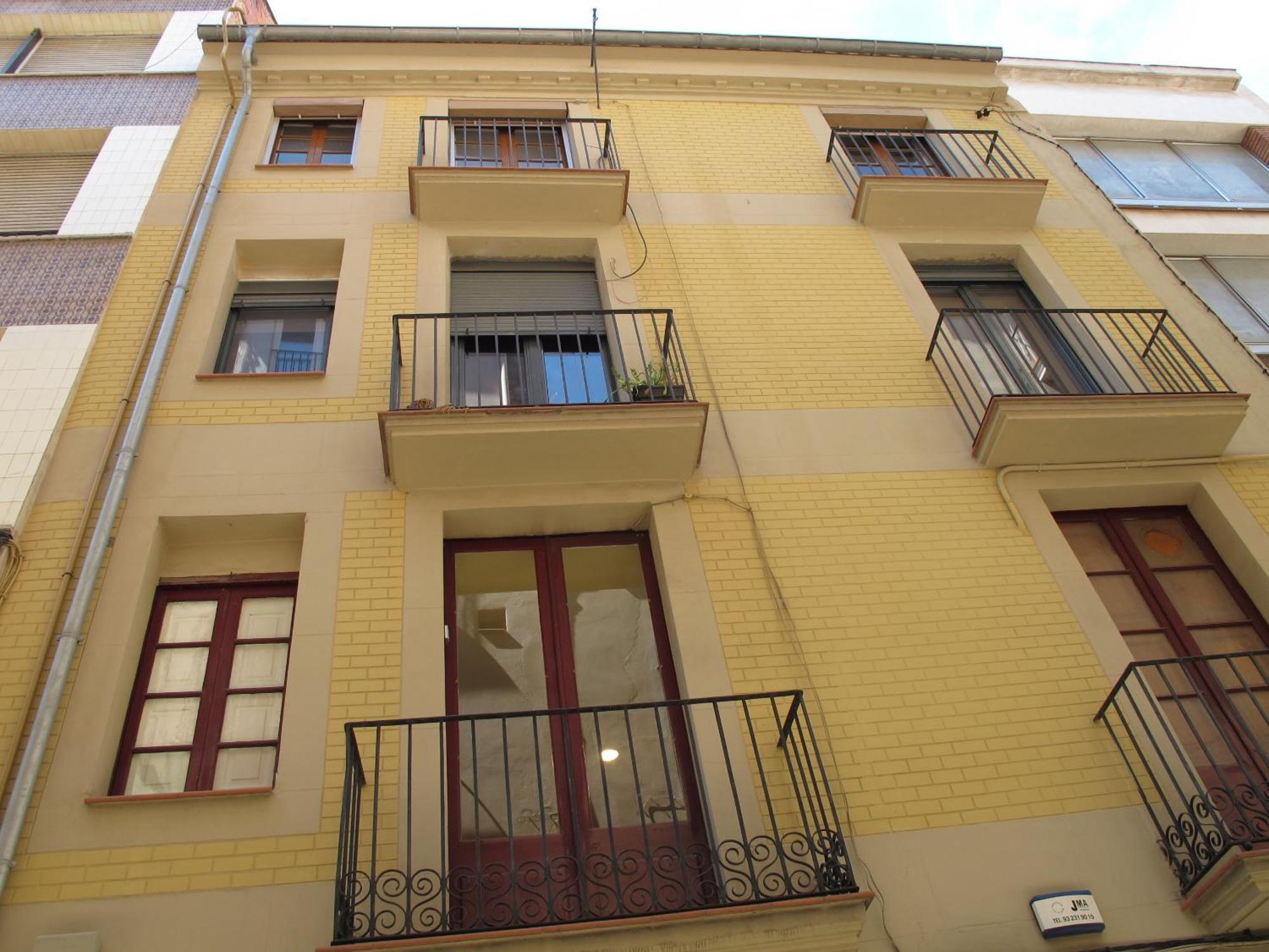 Pis De Bon Disseny I Sostenible. Manresa Exterior foto